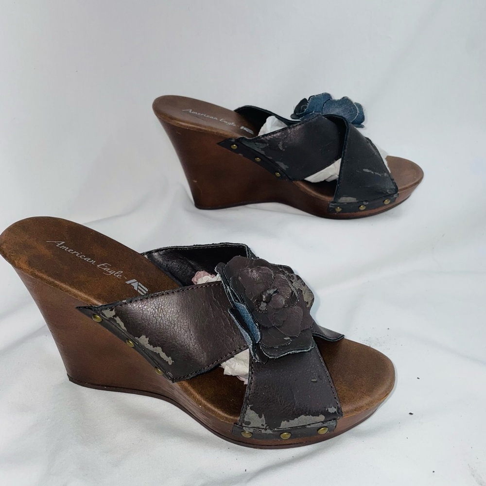 American Eagle Outfitters Women's Black Wedge Sandals